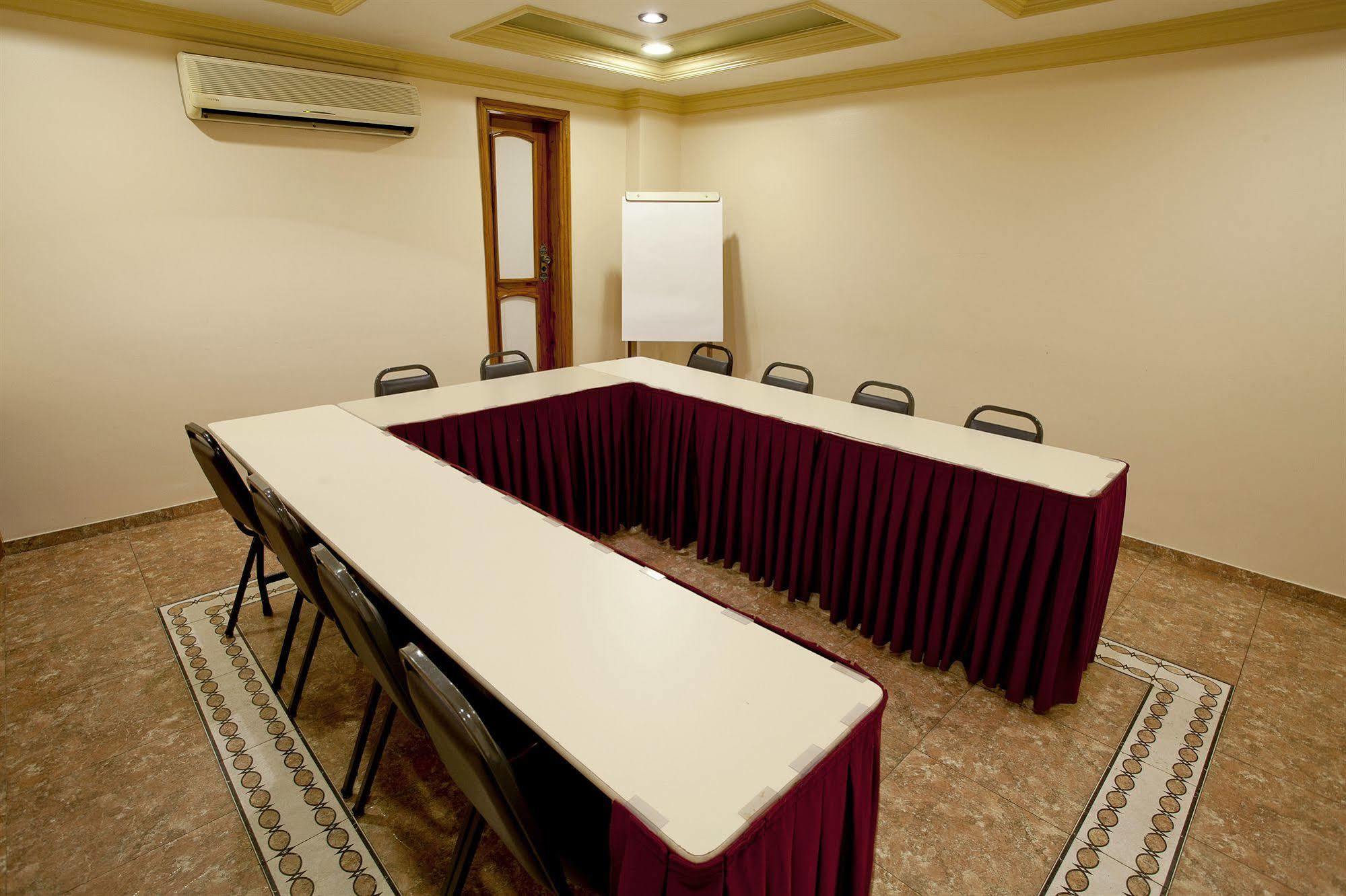 Lider Hotel Manaus Esterno foto