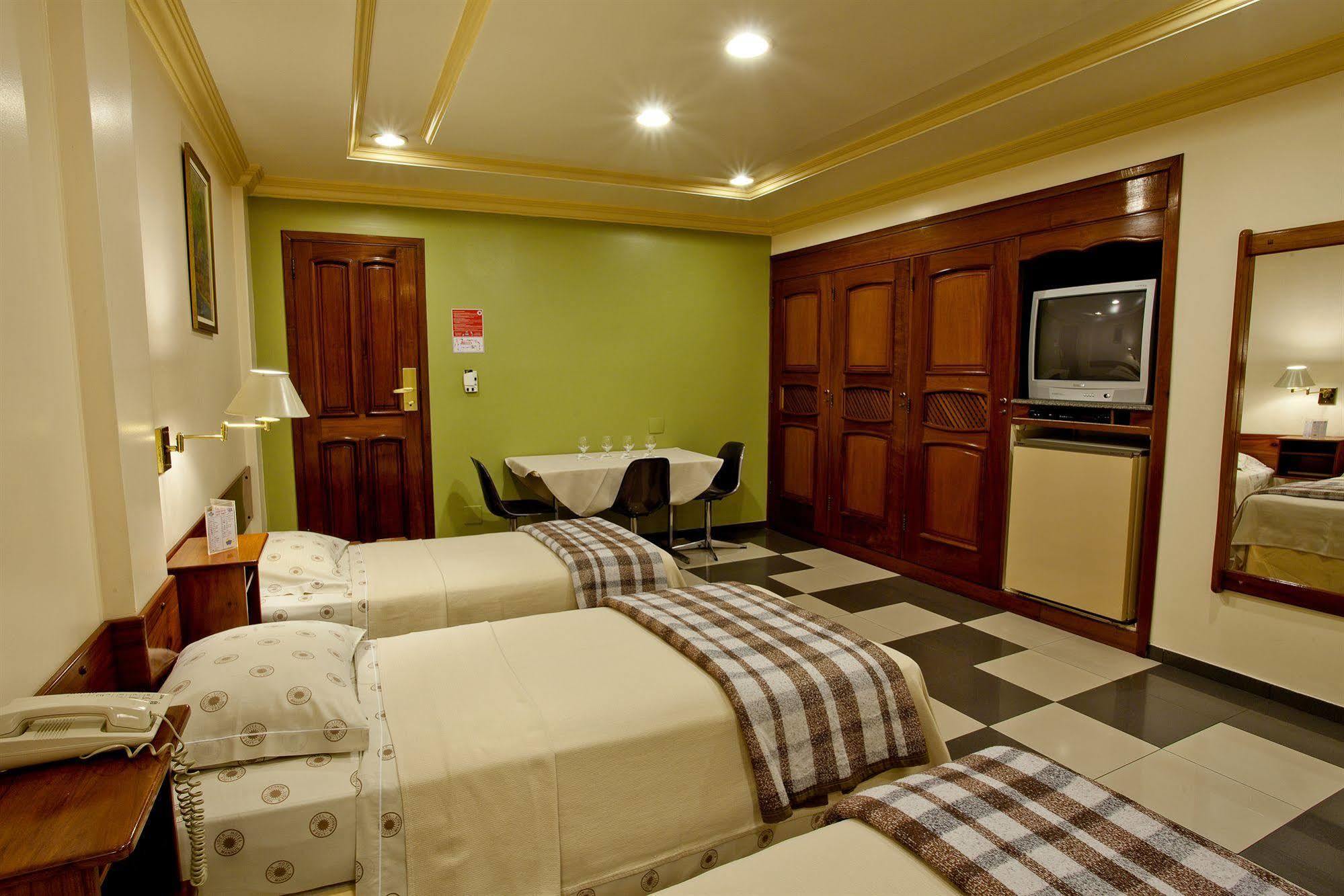 Lider Hotel Manaus Esterno foto